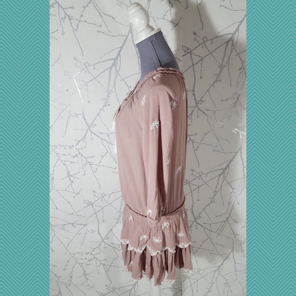 Vintage Havana Pink Floral Embroidered Off The Shoulder Drop Waist Dress - Picture 4 of 6